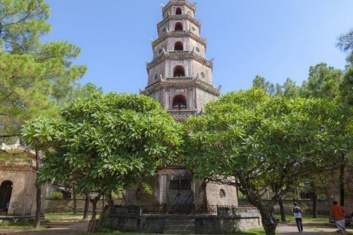 Bekijk de pagode Thien Mu in Hué