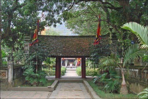 Le Hoan Shrine