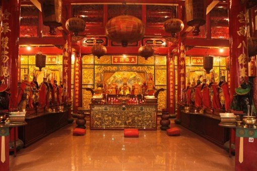 De Chinese tempel in Vihara Gunung Timur in Medan